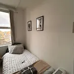 Cozy Single Room Near Station